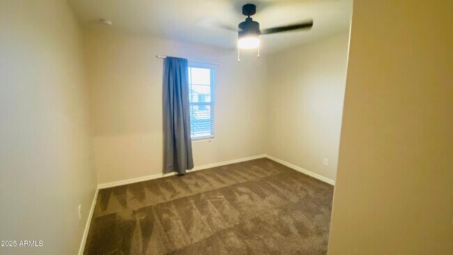 Building Photo - 17461 W Molly Ln