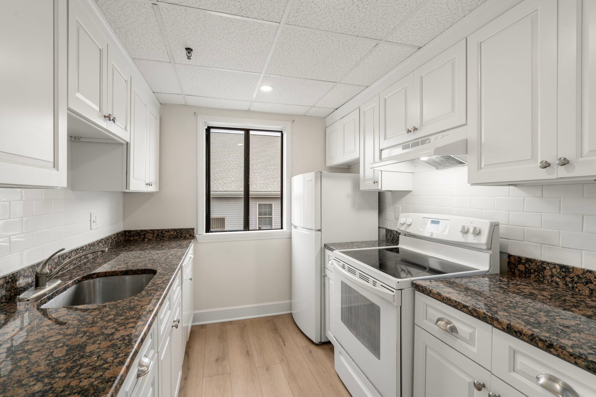 Building Photo - 111 Foster St