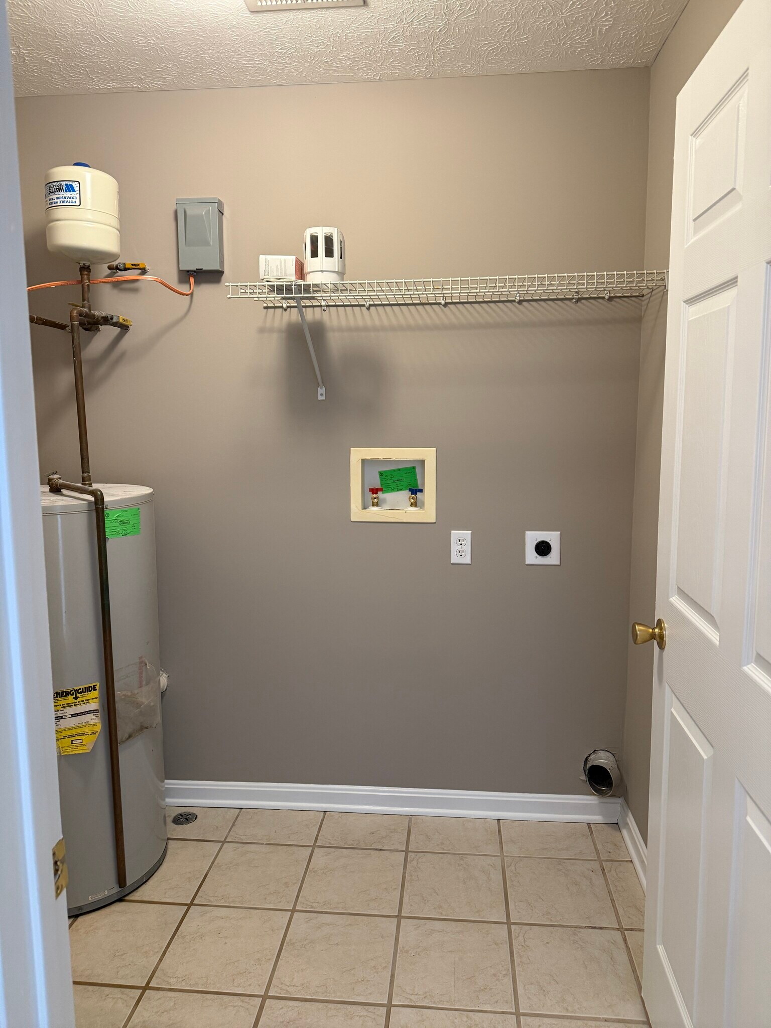 Building Photo - 114 Cortland Ct