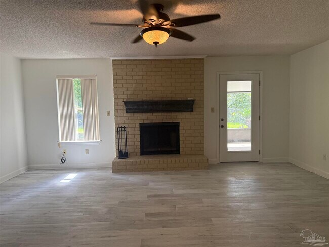 Building Photo - 3521 Sweet Bay Dr