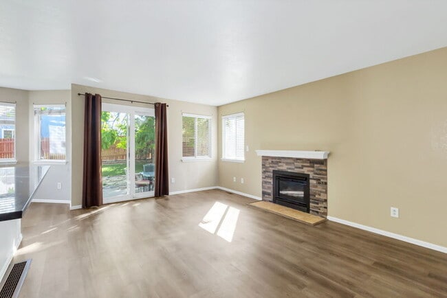Building Photo - 5630 W 115th Ave