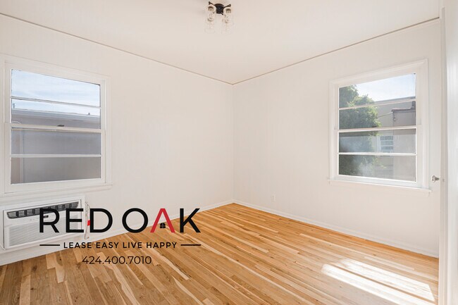 Building Photo - 1148 Queen Anne Pl