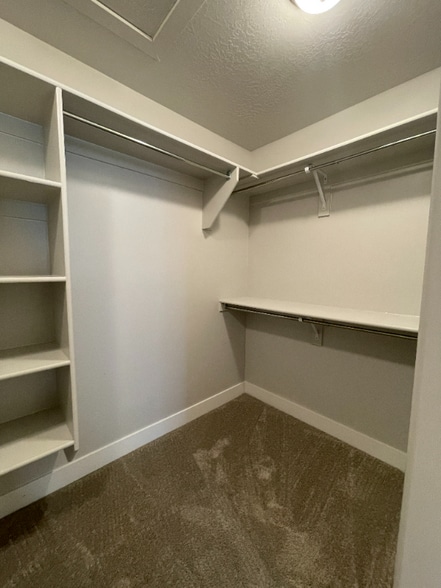 Building Photo - 293 W 590 N