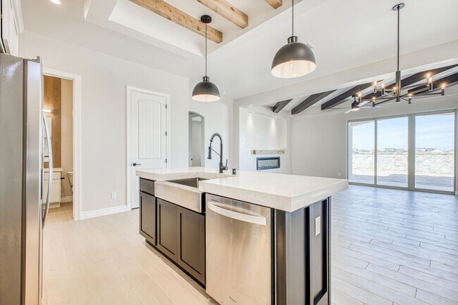 Building Photo - Beautiful East side House 4 bed-2.5 baths, part of The Club that includes Swimming Pool, Gym, Ten...