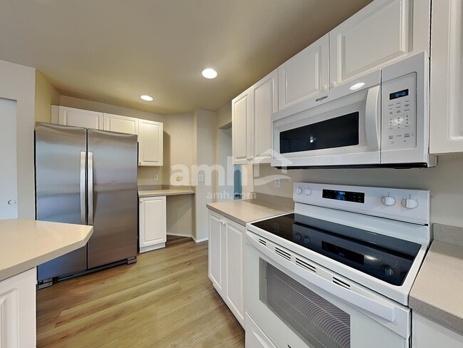 Building Photo - 23703 SE 248th St