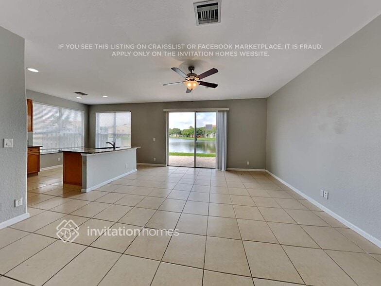 Building Photo - 4357 Lake Lucerne Cir