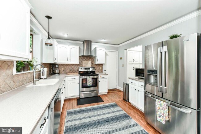 Building Photo - 10428 Collingham Dr
