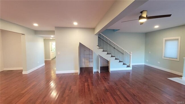 Building Photo - 12812 Short Ave