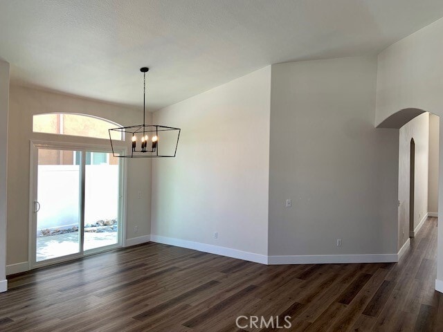 Building Photo - 558 Rembrandt Dr