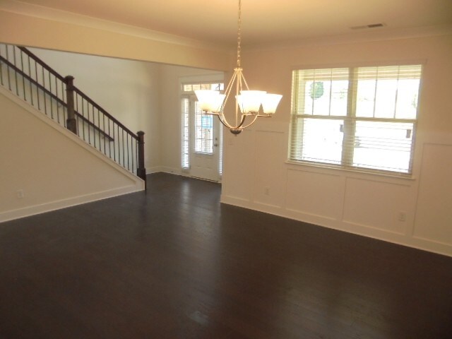 Building Photo - 1076 Adams Haven Bend