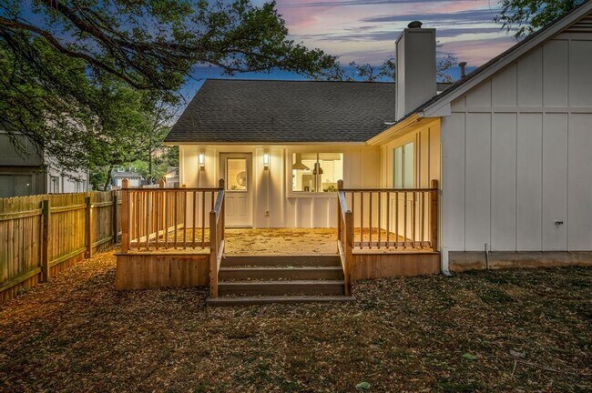 Building Photo - 12801 Magnolia Mound Trail