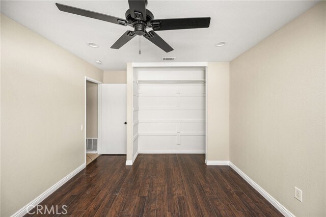 Building Photo - 1129 Iris Cir