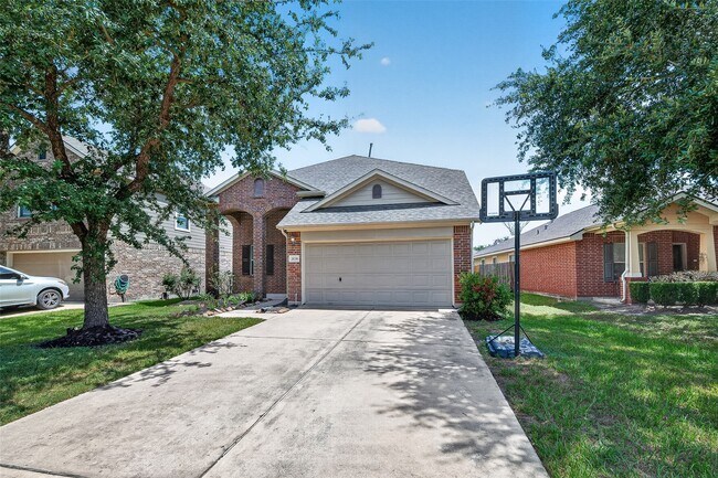 Building Photo - 26738 Henson Falls Dr