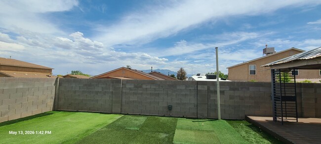 Building Photo - 5052 Westfield Dr NE
