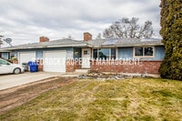 Building Photo - 15313 E Broadway Ave