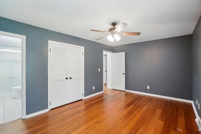 Building Photo - Renovated Gem in Gastonia with Walkout Bas...