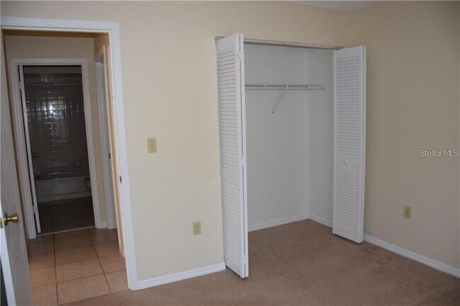 Building Photo - 470 Hunter Cir