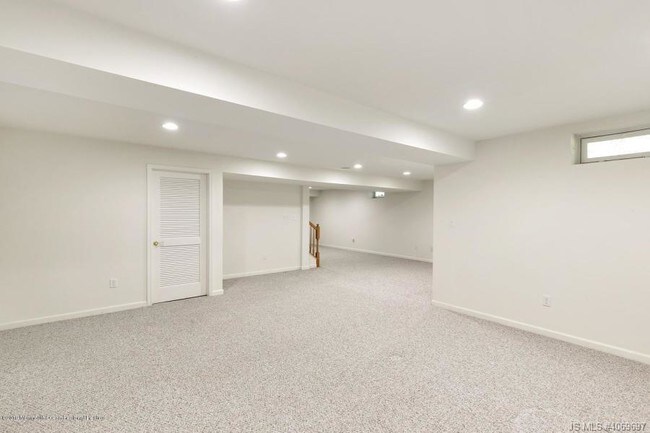 Building Photo - 413 Virginia Ave