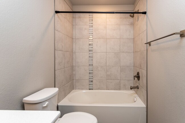 Building Photo - Charming 3-Bedroom Home in The Trails at A...