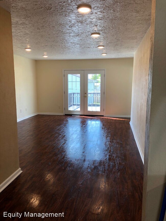 Building Photo - 3 br, 2 bath House - 2603 Walnut St.