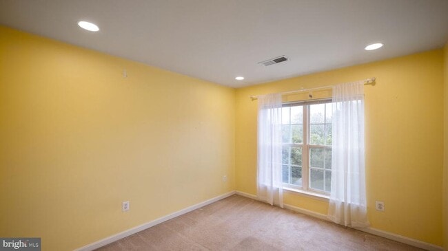 Building Photo - 13650 Mills Farm Rd