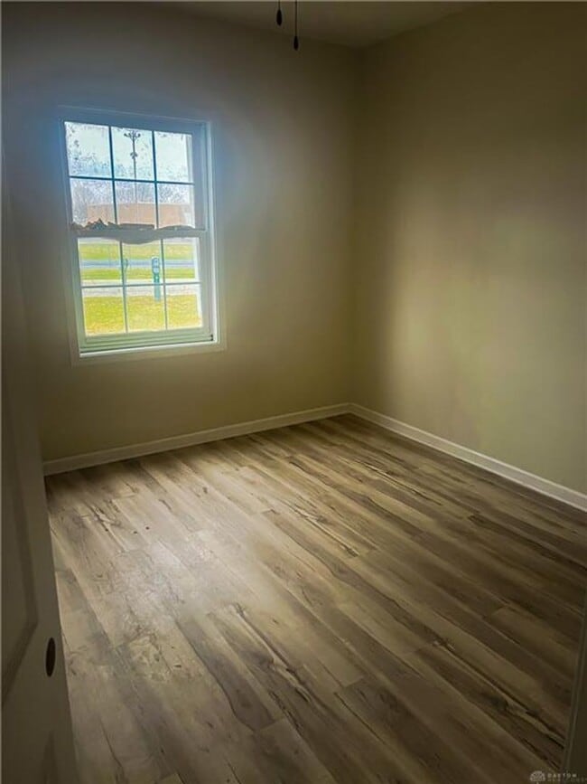 Building Photo - Family Home for Rent in Jamestown