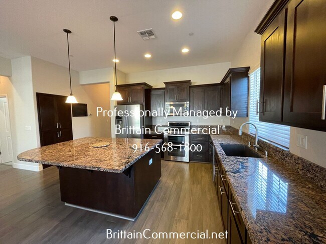 Building Photo - Now Leasing!! Gorgeous 3bd/2ba Single Story Home In Rocklin!