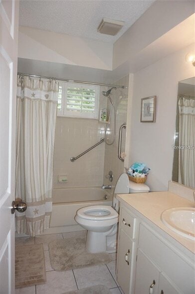 Building Photo - 10819 SW 83rd Ct