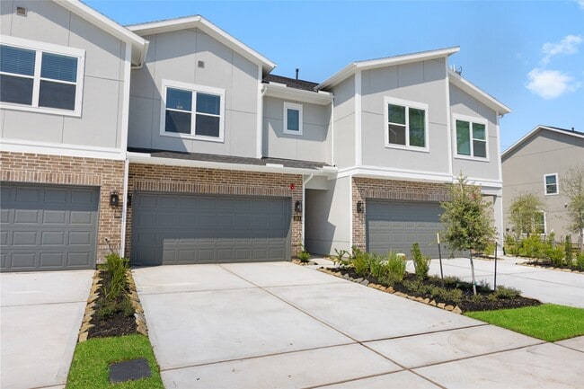 Building Photo - 8126 Brocken St