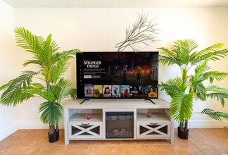 Building Photo - 1859 N Desert Willow St