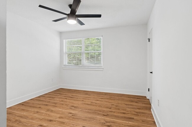 Building Photo - 55 Faris Cir