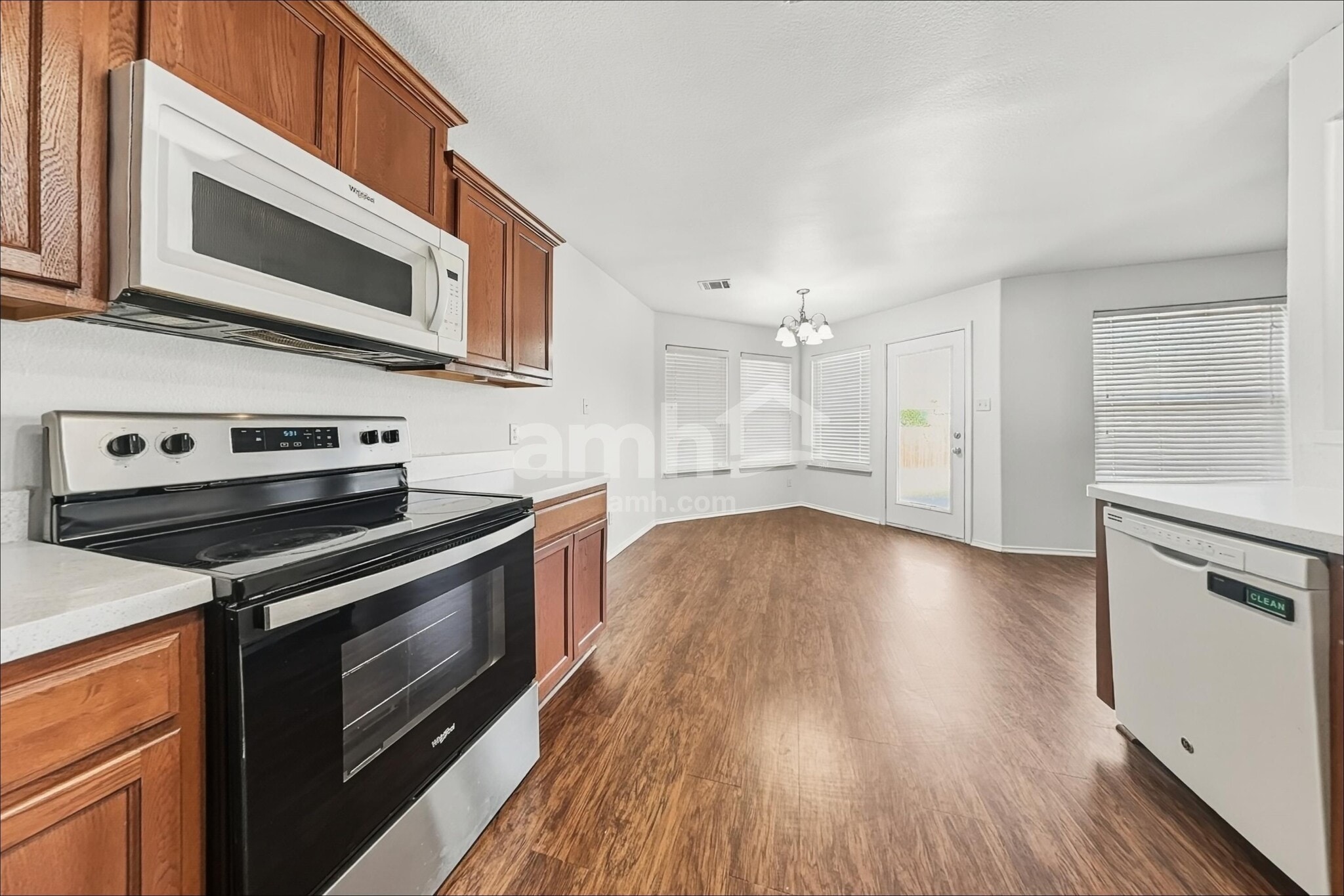 Building Photo - 5512 Parkview Hills Ln