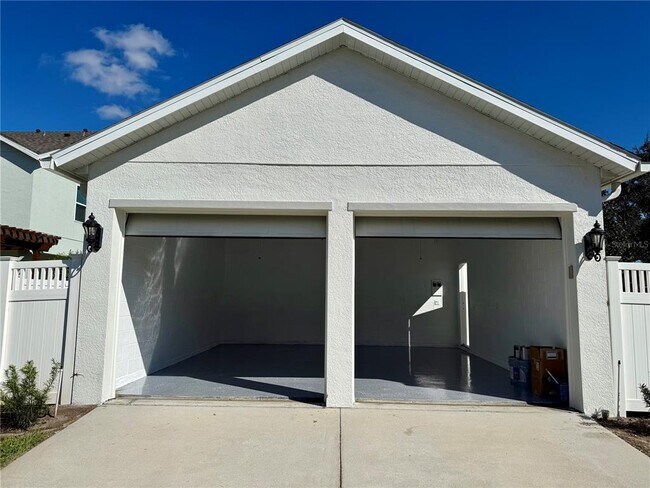 Building Photo - 6060 Roseate Spoonbill Dr