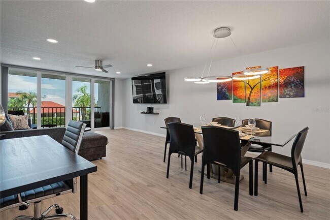 Building Photo - 19111 Vista Bay Dr