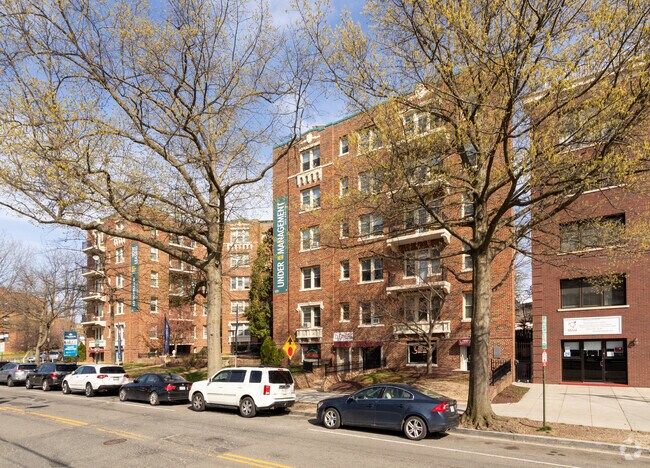 Building Photo - Longfellow