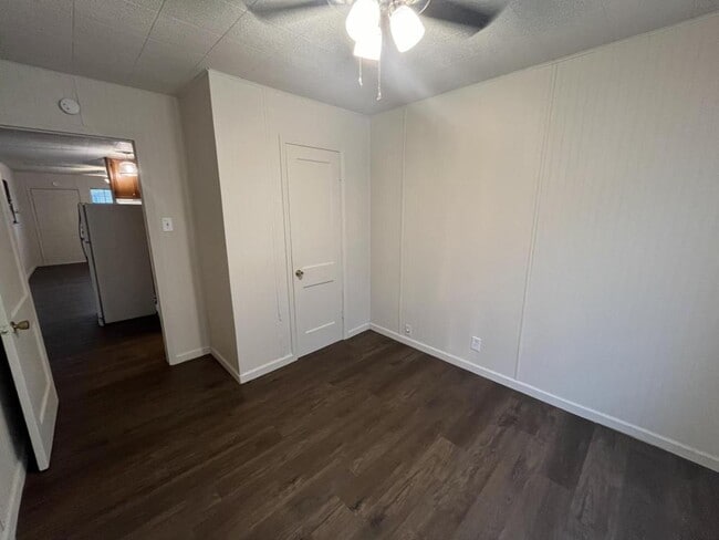 Building Photo - 1507 E North St