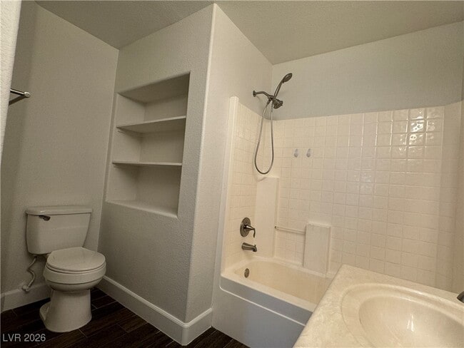 Building Photo - 2385 Quintet Ave