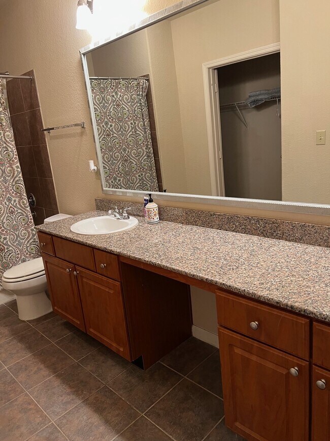 Building Photo - 1711 Old Spanish Trl