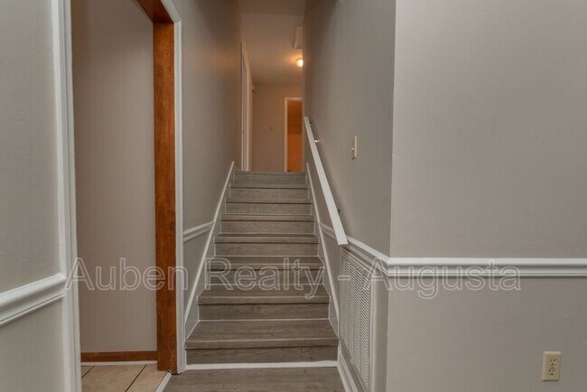 Building Photo - 4689 Oakley Pirkle Rd