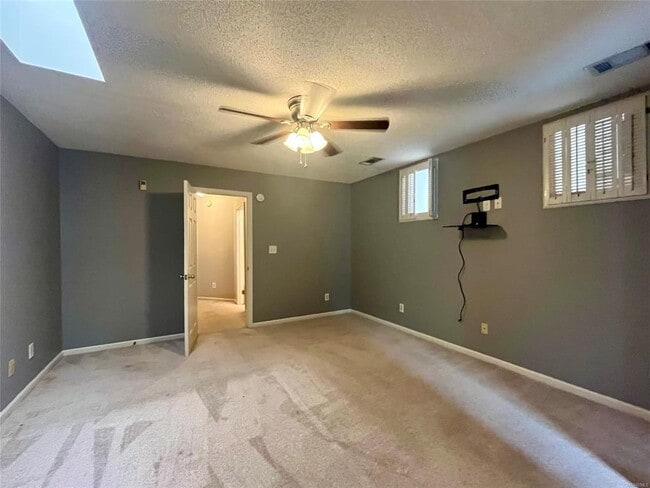 Building Photo - 8601 Harvest Ridge Dr
