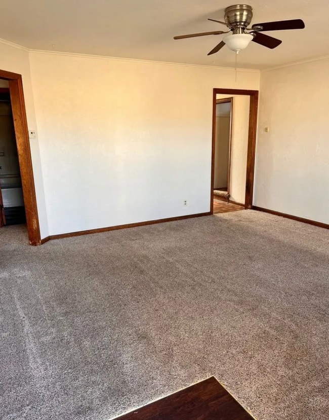 Building Photo - 2713 W Maine St