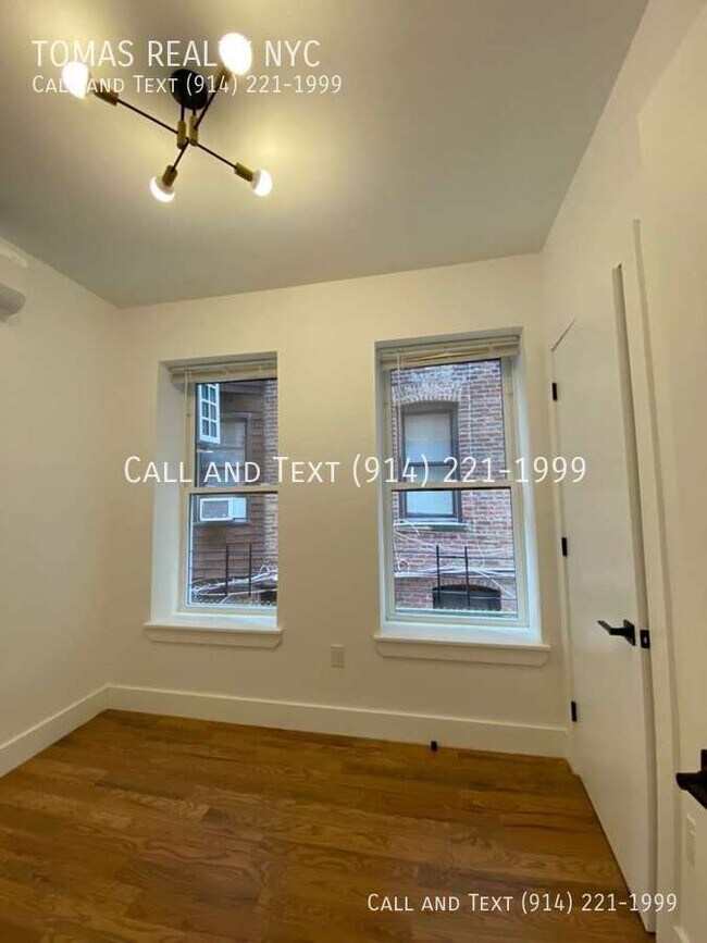 Building Photo - 286 Hawthorne Ave