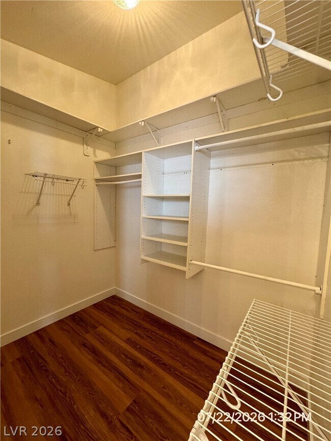 Building Photo - 1833 Sierra Hills Way
