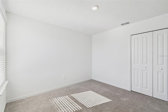 Building Photo - 1712 Tropical Oasis Ave