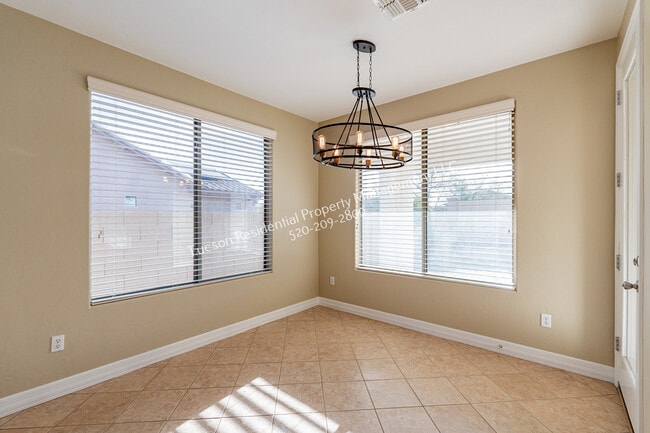 Building Photo - 799 West Camino Tunera