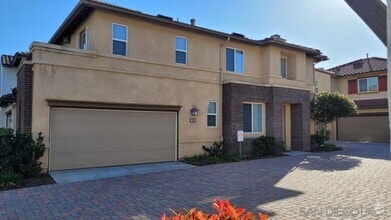 Building Photo - 10554 Hollingsworth Way