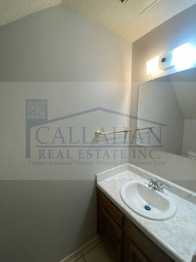 Building Photo - 114 Rimrock Pl