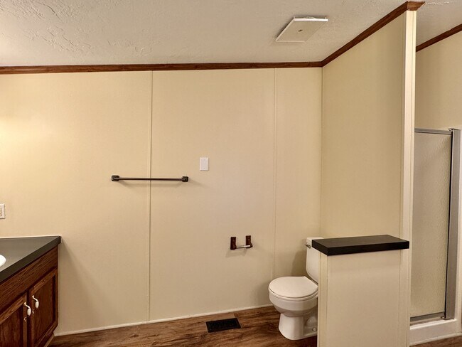 Building Photo - 229 Bateman Ln