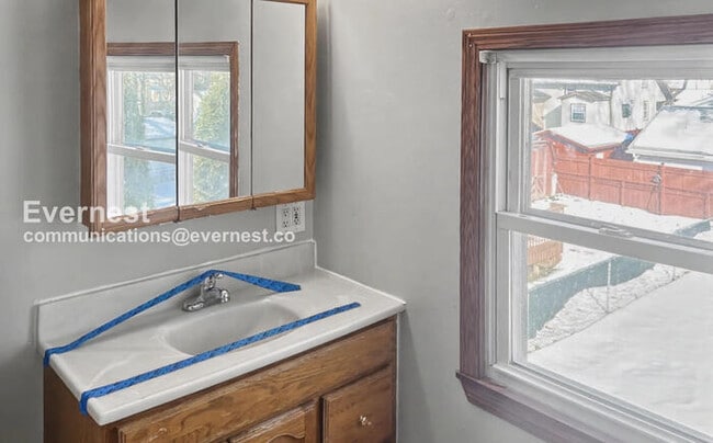 Building Photo - 1187 Murray Ave