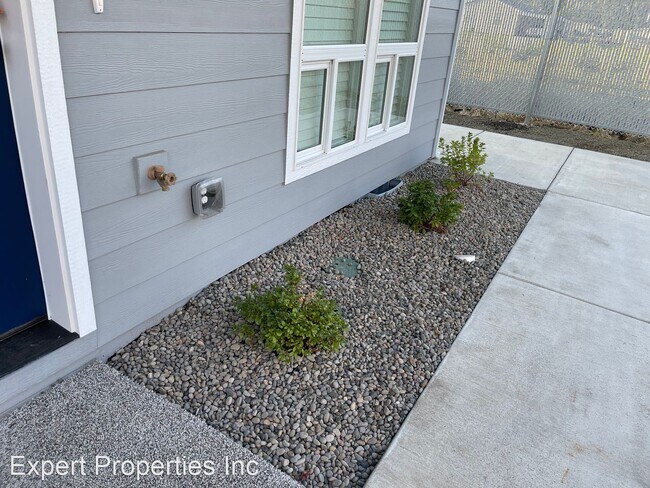 Building Photo - 2 br, 1.5 bath House - 185 Northridge Terrace